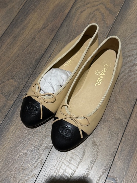 CHANEL Shoes - CHANEL Beige and Black Cap-Toe Leather Ballet Flats 38.5
